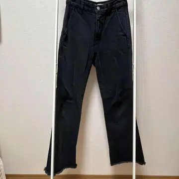 Discoat 블랙 부츠컷 데님