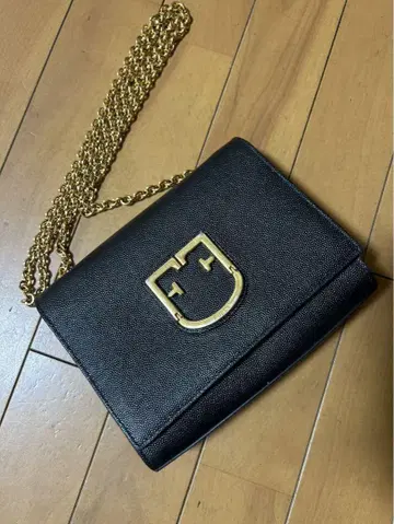 블랙 가죽 숄더백 골드 체인