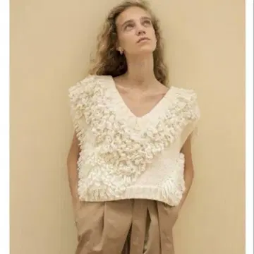 LEINWANDE Mix Roop Sleeveless Sweater