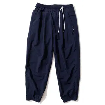 로즈마리 만넨로 NYLON HARVEST TRAINER 네이비 2
