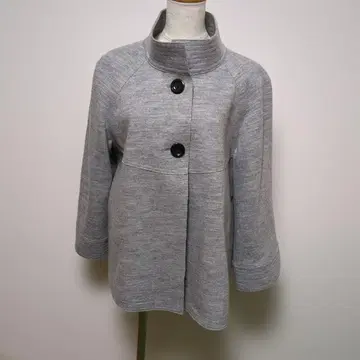 그레이 버튼 하이넥 코트