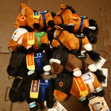 낱개 판매 가능 서러브레드 컬렉션 마스코트 볼체인 8종류