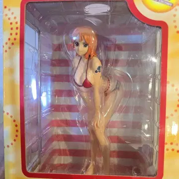 Portrait Of Pirates 나미 Ver.RED 1/8 스케일