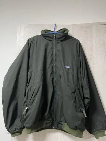 Patagonia 쉘드 신틸라
