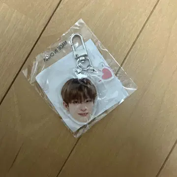 TREASURE 보물 팝업 캡슐 토이 얼굴 아크릴 키링 아사히 기쁨