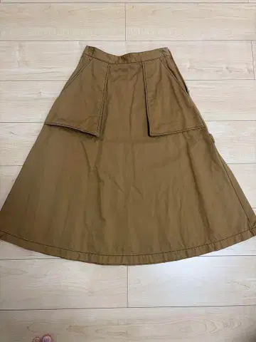 브라운 플레어 스커트