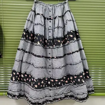 핑크하우스 플레어 스커트 장미 & 블랙 화이트 깅엄 체크 패치워크