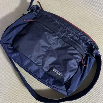 파타고니아 라이트웨이트 트래블 쿠리어 네이비 포켓터블