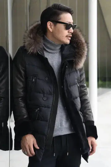 다운 자켓 후드 부착 블랙