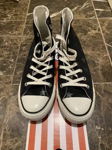 CONVERSE ALL STAR 블랙 별 패턴 23 새상품급