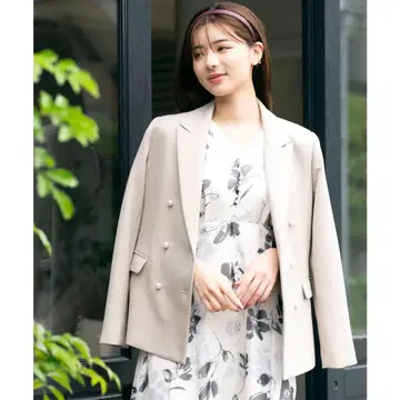 베이지 더블 브레스트 테일러드 자켓 펄 더블 테일러 자켓