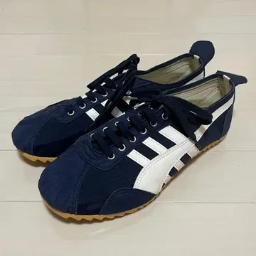 문스타 재규어 네이비 25.0cm