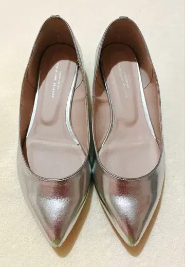 UNITED ARROWS D포인티드 플랫 펌프스