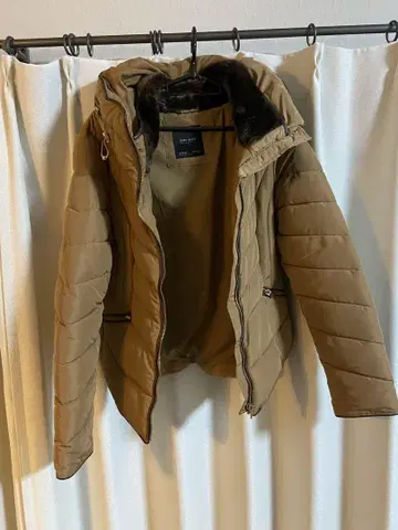 ZARA BASIC 베이지 퀼팅 다운 자켓