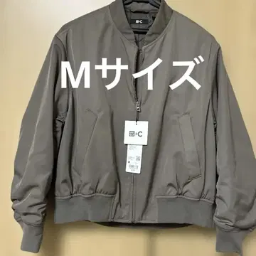 UNIQLO C 봄버 자켓 새상품 올리브 색상 점퍼 M 사이즈 여성용