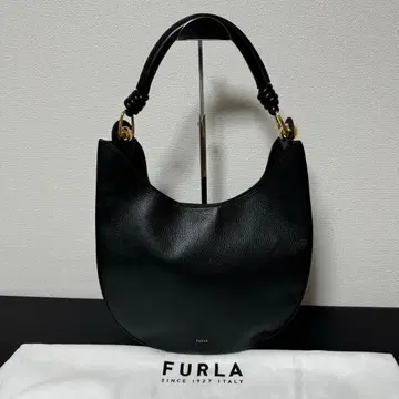 [컨디션 최상] FURLA 원 숄더백 블랙 가죽