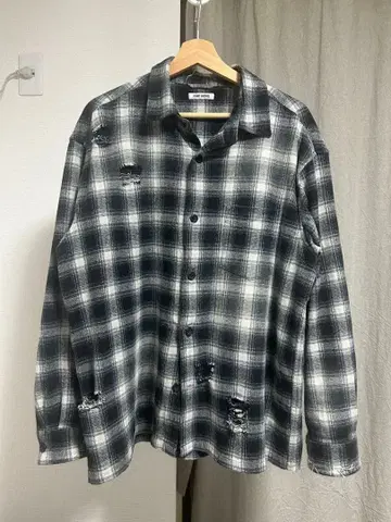 JOINT WORKS 데미지 가공 체크 셔츠