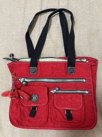 Kipling 레드 숄더백 빨간색 마스코트 포함