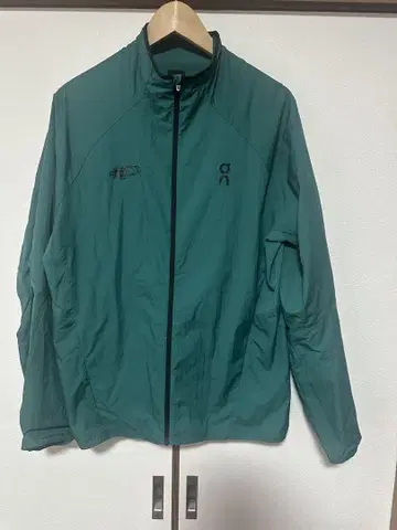 on TRACK JACKET BEAMS 그린 S 콜라보