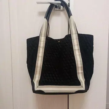 안야 힌드마치 토트백 모노그램 벨로아 pont tote 블랙