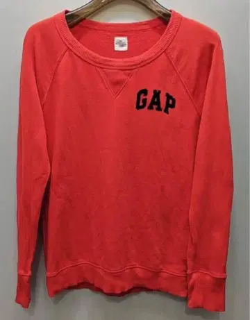 GAP 레드 트레이닝복