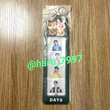DAY6 사진 프레임 키링 전원