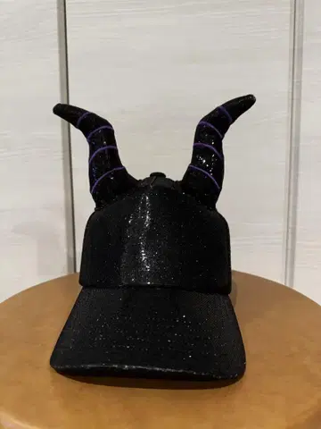 말레피센트 캡