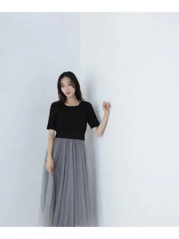 미사용 새상품 더블 튤 도킹 니트 원피스