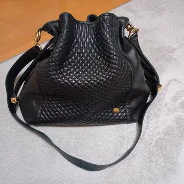 BALLY 블랙 가죽 숄더백