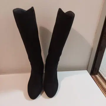 블랙 스웨이드 롱 부츠 힐 포함