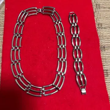 Anne Klein 실버 체인 목걸이
