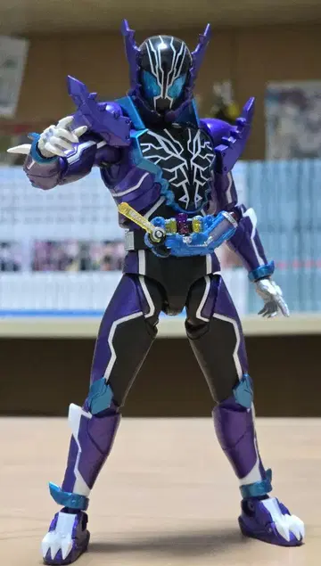 S.H.Figuarts 가면라이더 로그