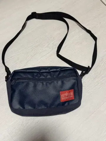ManhattanPortage 네이비 숄더백