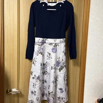 Tocco closet 네이비 플라워 프린트 도킹 원피스