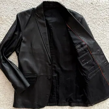 양가죽 LICORICE 테일러드 자켓 싱글 센터벤트 블랙