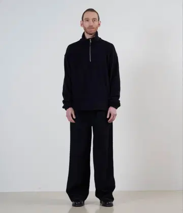 블랙 하프 지퍼 플리스 트레이닝복