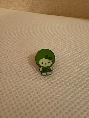 일본관 모스 키티 핀 배지 마리모