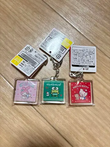 헬로키티 마이멜로디 케로케로케로피 키링 3개 세트