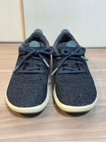 Allbirds 다크 그레이 스니커즈