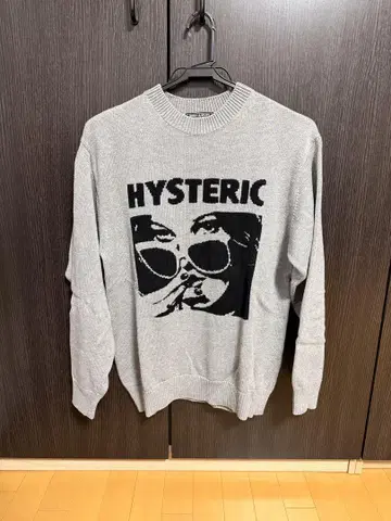 HYSTERIC GLAMOUR 그레이 크루넥 스웨터
