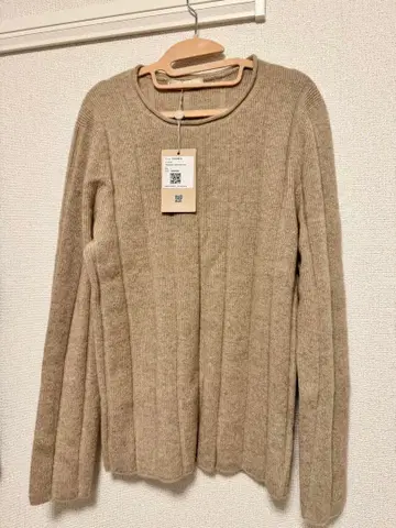 [ 새상품급 ] GOBI ORGANIC 베이지 긴팔 니트 사이즈 M~L