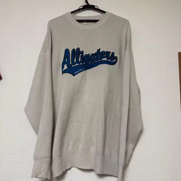 Alligators 크루넥 니트