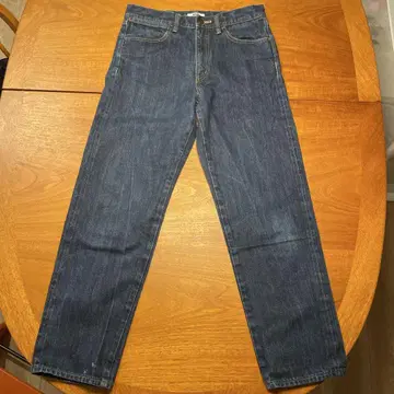UNIQLOU 다크 블루 스트레이트 데님