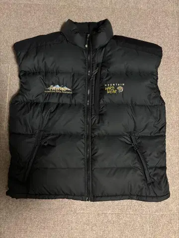 다운 베스트 마운틴 하드웨어 MOUNTAIN HARD WEAR