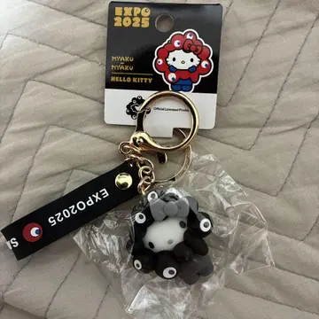 블랙 미야쿠미야쿠  키링 헬로키티 새상품