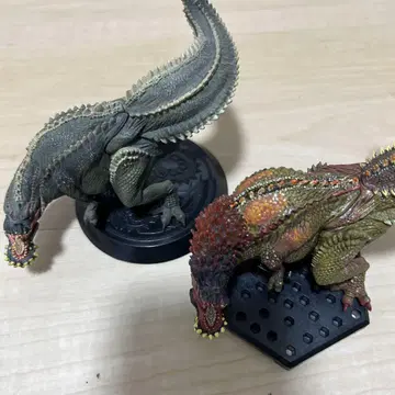 몬스터 헌터 스탠다드 모델 이빌죠 2체 세트