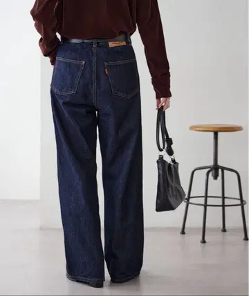 다크 블루 스트레이트 데님 M 사이즈