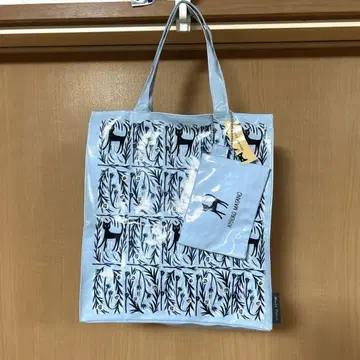 마타노 아츠코 파우치 포함 비닐 토트백