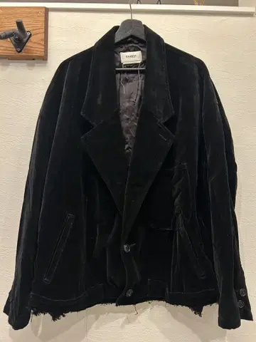 doublet CUT OFF VELVET JACKET