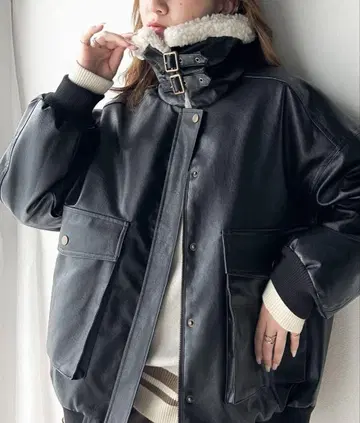 [ 자바 콜라보 ] 옷깃 보아 가죽 오버 사이즈 자켓